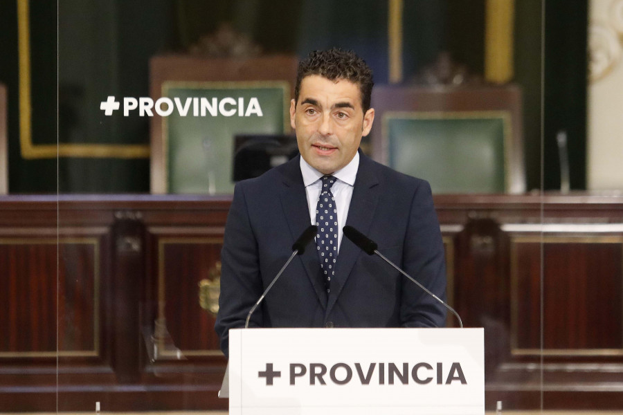 López presenta el +Provincia como el plan de "maior apoio aos concellos da historia" de la Diputación