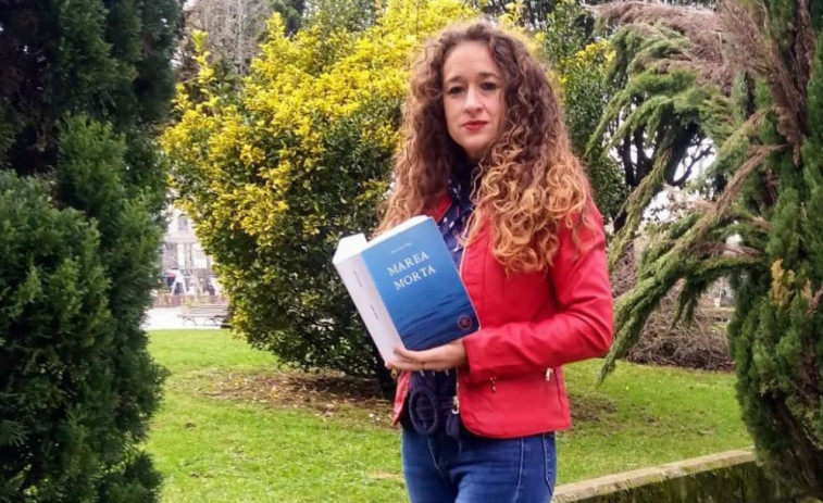 Una andaina recorrerá el domingo lugares emblemáticos de la novela “Marea morta”, de la crucense Ana María Lojo