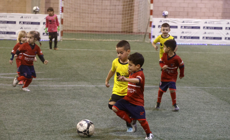 El Arousa F7 Indoor reúne a  1.500 participantes en A Senra