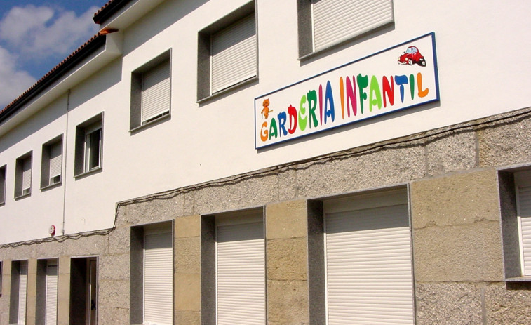 La concesionaria de la escuela infantil de Catoira notificó el abandono del servicio hace ocho meses
