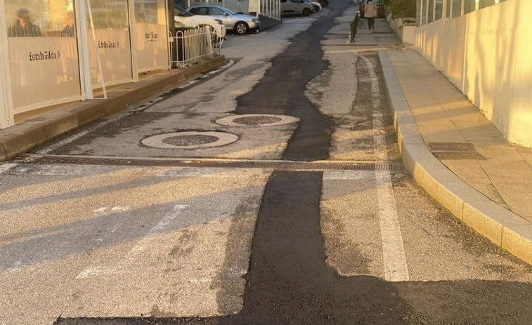 El asfaltado de la rúa Ourense obliga a cerrar el tráfico hasta el 6 de febrero
