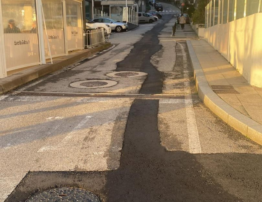 El asfaltado de la rúa Ourense obliga a cerrar el tráfico hasta el 6 de febrero