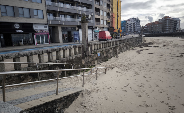 Sanxenxo encarga un estudio para recolocar la arena de Silgar y recuperar el cauce natural del río en Areas