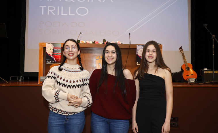 Ángeles Rey, Alejandra Otero y Lucía García recogen su Xaquina Trillo