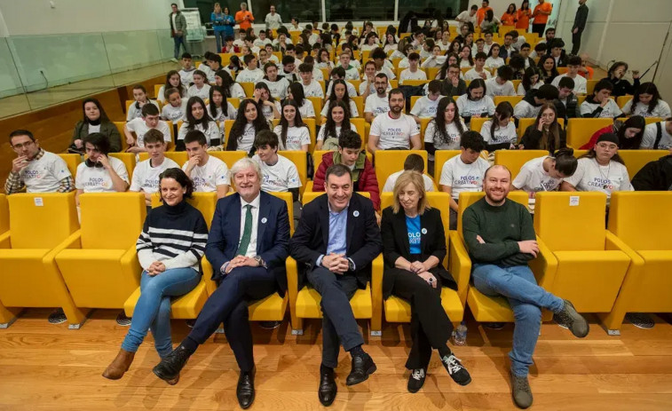 Alumnos del IES Aquis Celenis de Caldas participan en la fase regional del lanzamiento de satélites de la ESA