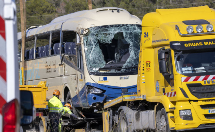 En el accidente de autobús de Mallorca había tres viajeros de A Coruña y trece de Lugo