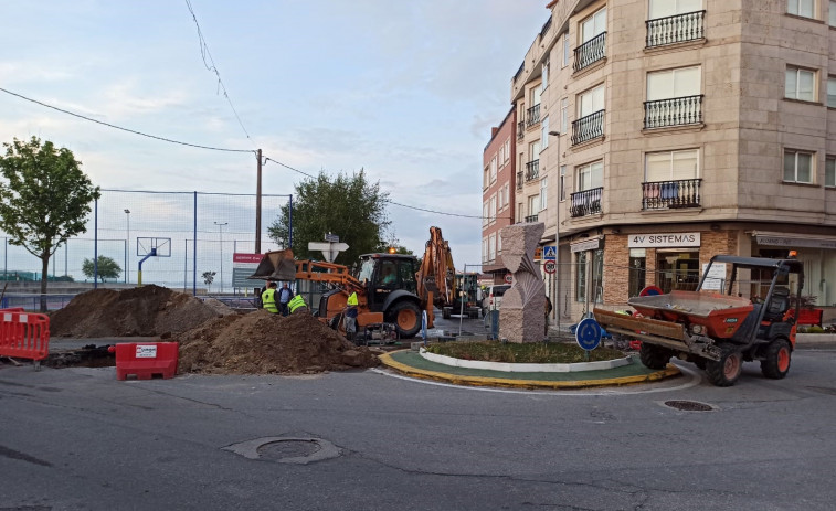 El Concello de O Grove prevé reparar el firme de la rotonda de Terra de Porto en el mes de abril