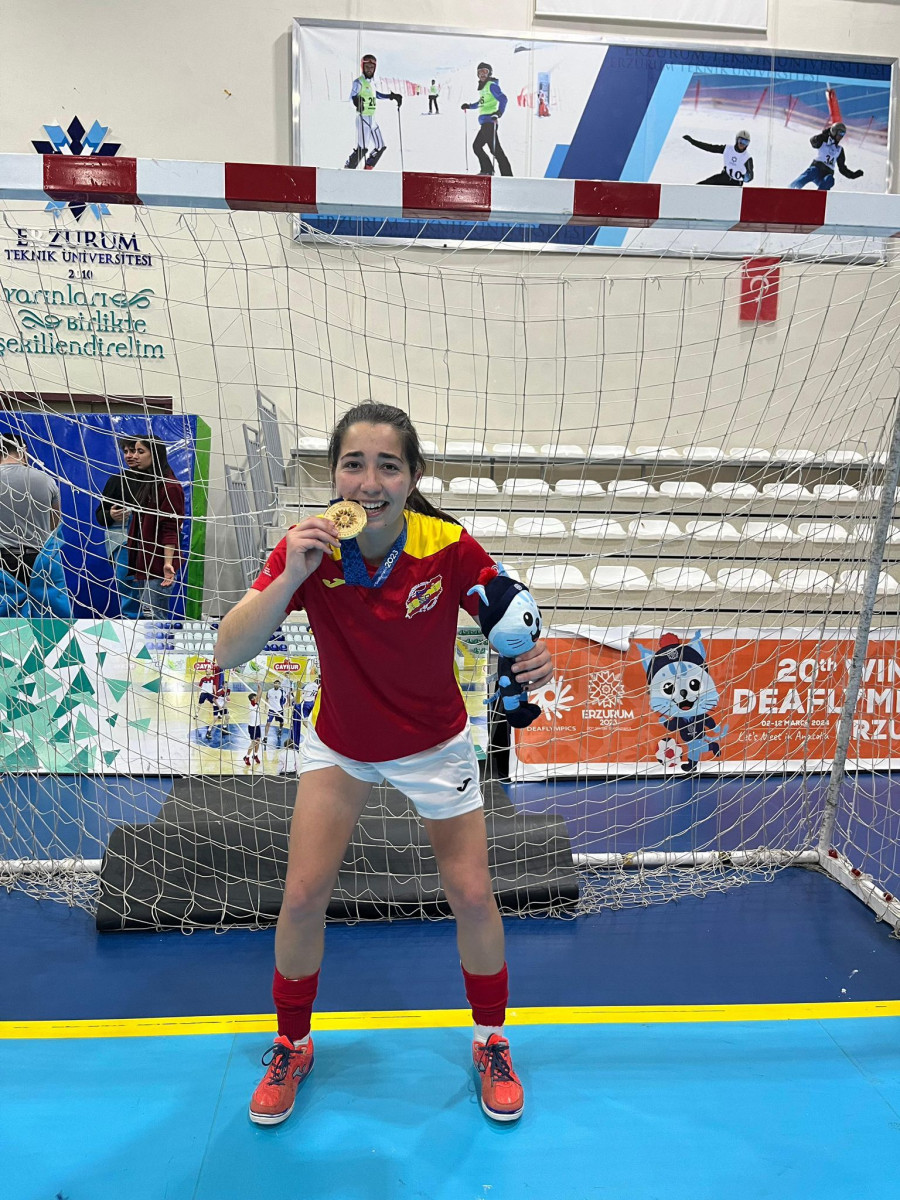 Eva Dios: "Vestir la camiseta de España es un orgullo como deportista"