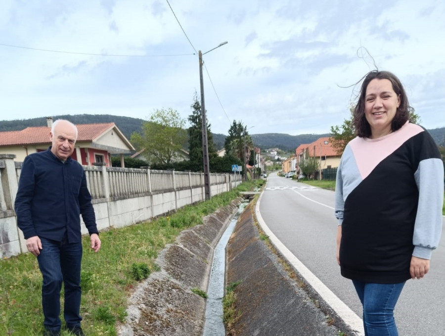 Catoira pide a la Diputación que dote a la carretera de Dimo a Coaxe de una senda peatonal