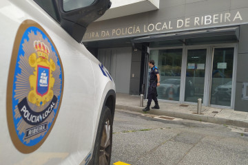 Policía Local Ribeira