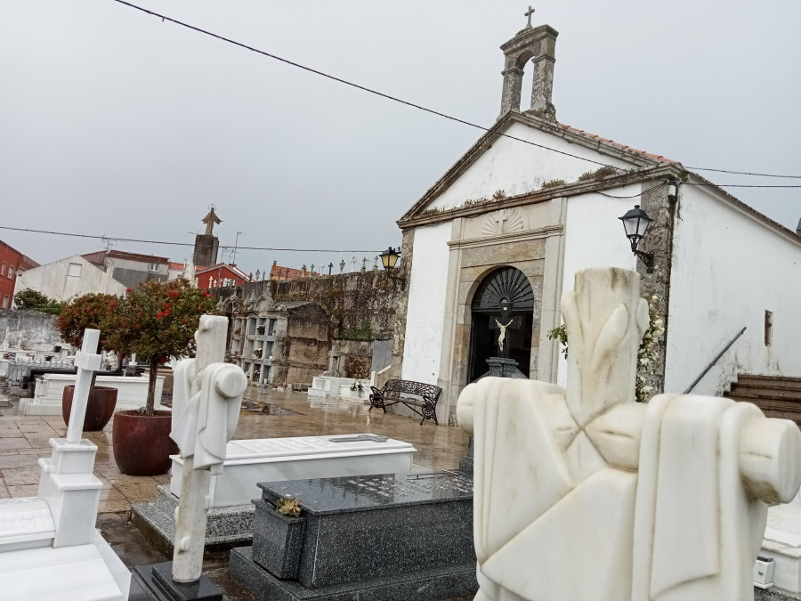 El PP de Ribeira solicita que se creen columbarios en los dos cementerios municipales