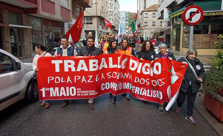 La CIG demanda trabajo digno y denuncia la precariedad laboral en su manifestación del Primero de Mayo en Ribeira