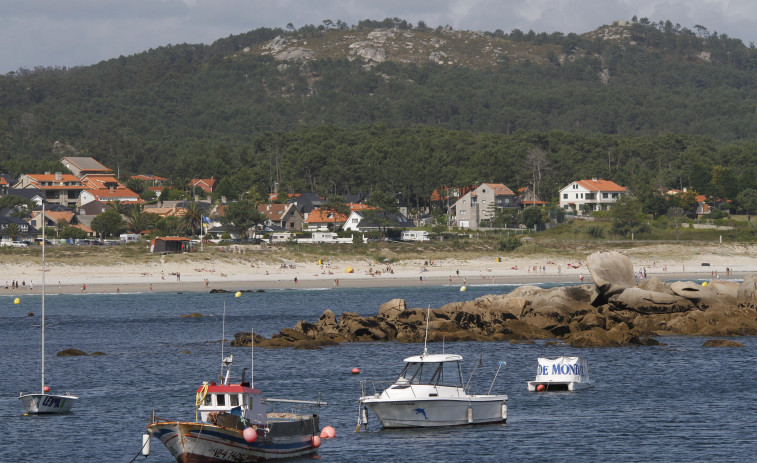 O Grove destaca a cualificación de “excelente” das augas de todas súas praias polo Sergas