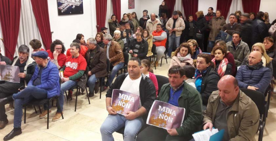 Vilanova aprueba con polémica la moción contra la mina de Touro