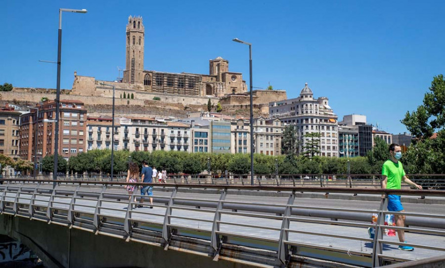 El aumento de contagios obliga a restringir los movimientos en Lleida