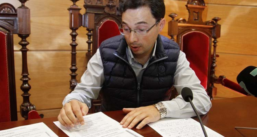 Abal Varela da por roto el pacto de gobierno y fuerza a la alcaldesa a elegir entre él y Charlín