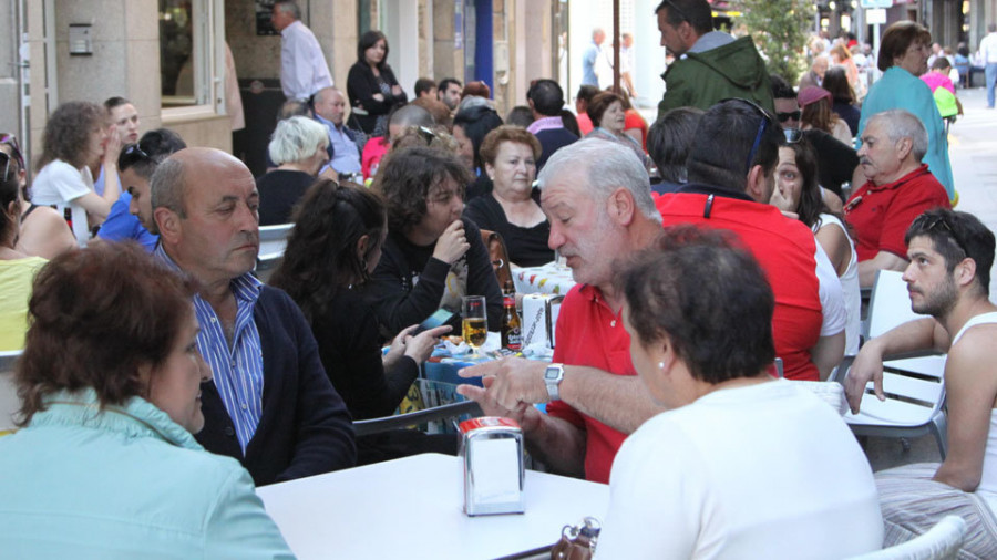 Agosto destruye 142 empleos en Arousa y demuestra la precariedad del sector turístico