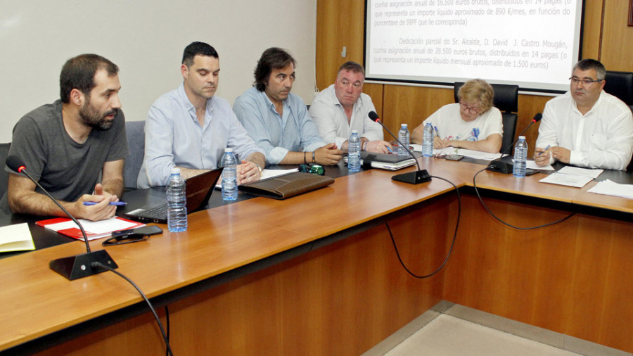 IR defiende que las multas se gestionan con un convenio que respaldaron todos los grupos