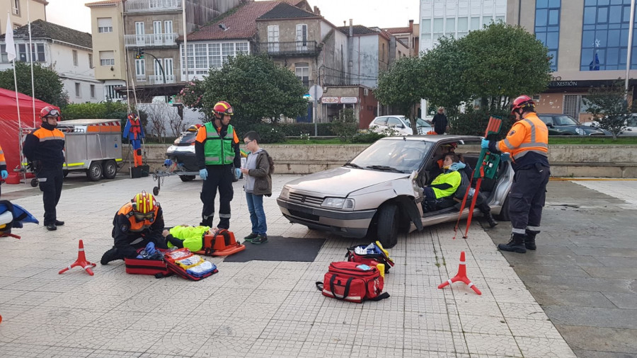 Abogan en A Pobra por un modelo de ONG alejado de asumir la pobreza