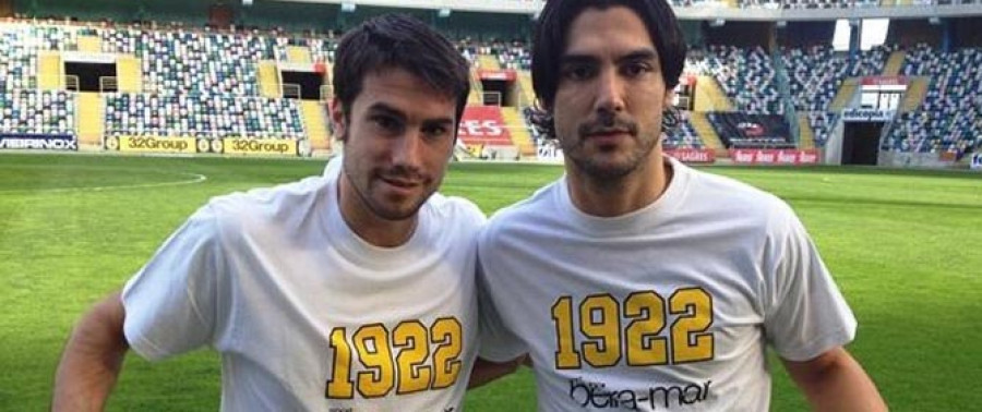 El vilagarciano Dani Abalo se presenta con su nuevo equipo, el Beira-Mar de Aveiro