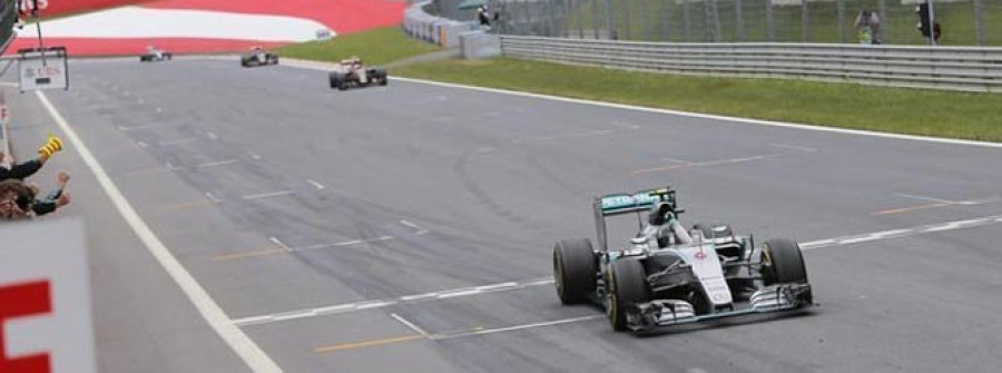 Rosberg anima la ‘F-Mercedes’