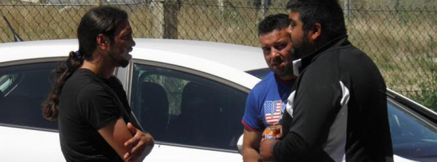 RIVEIRA-La Policía detiene a diez individuos y consigue frustar un robo en una conservera abandonada en Couso