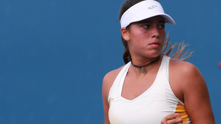 Bouzas empieza a lo grande en el ITF W15 de Manacor