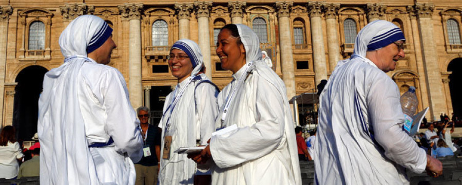 El papa canoniza a Teresa de Calcuta  y pide que sea “modelo de santidad”