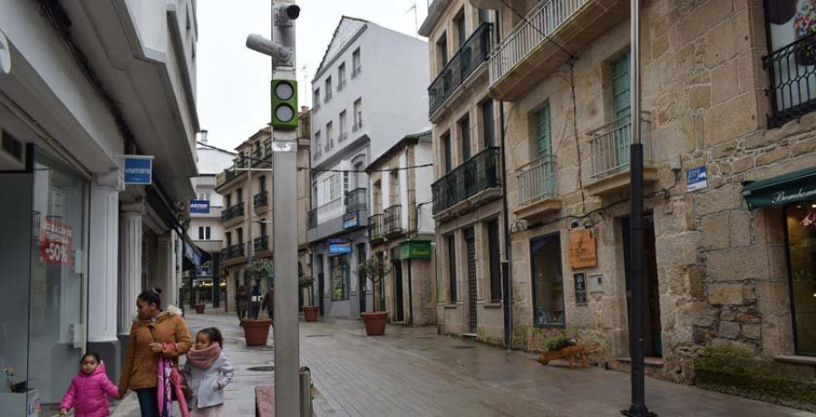 Afectados por la peatonalización insisten en que se eliminen los lectores de matrículas de coches