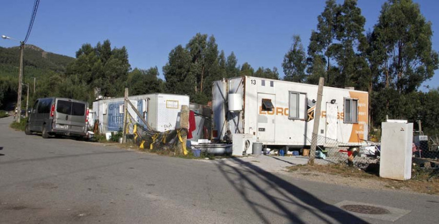 Ravella y comuneros instan a la Xunta a que intervenga en el poblado de Berdón