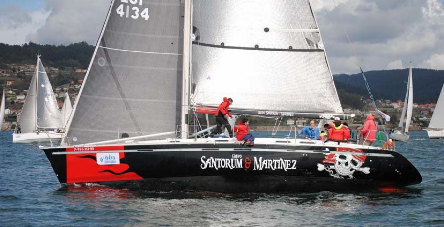 El Grupo Santorum & Martínez lidera la XXII Regata Rodríguez Toubes