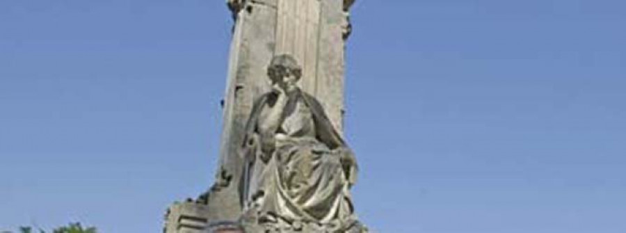 La Fundación Rosalía de Castro informatiza todos sus fondos históricos para resarcir su estado "lamentable"