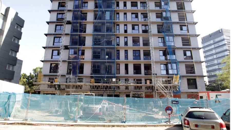 Las hipotecas sobre viviendas crecen en Galicia un 4,5% en mayo