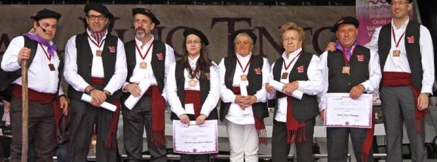 RIBADUMIA-Cocina, bodega, cultura y periodismo nutren a la Orde dos Valedores do Tinto