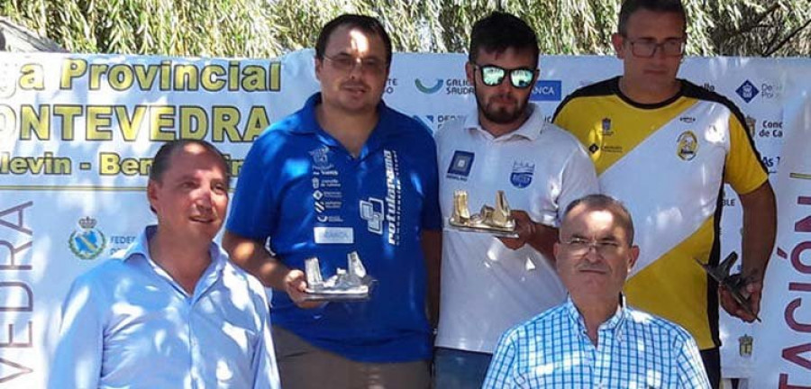 El Club Náutico de Pontecesures vence en Catoira y se mantiene tercero