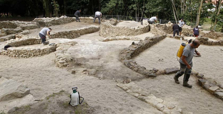 Ravella invertirá en una nueva y tercera campaña arqueológica en Castro Alobre
