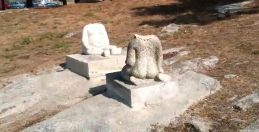 La Policía busca a los autores de la decapitación de cuatro esculturas de Punta Moreiras