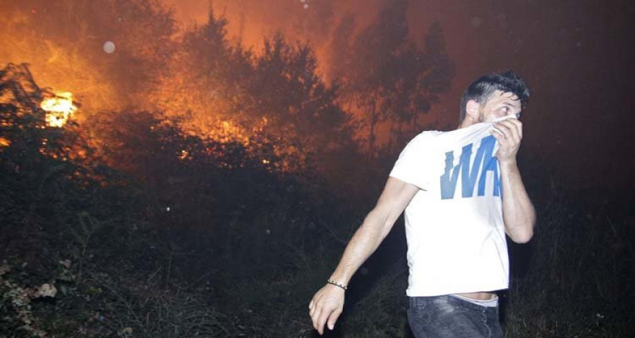 Convocan concentraciones en Vilagarcía y Cambados por la ola de incendios