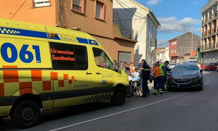 Herida una septuagenaria en un atropello por un coche en Escarabote