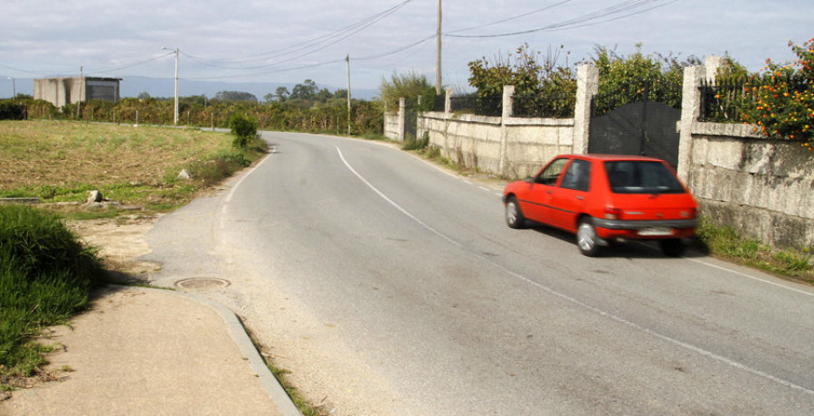 Vilanova pondrá estacas en A Cerca para zanjar la controversia de las aceras