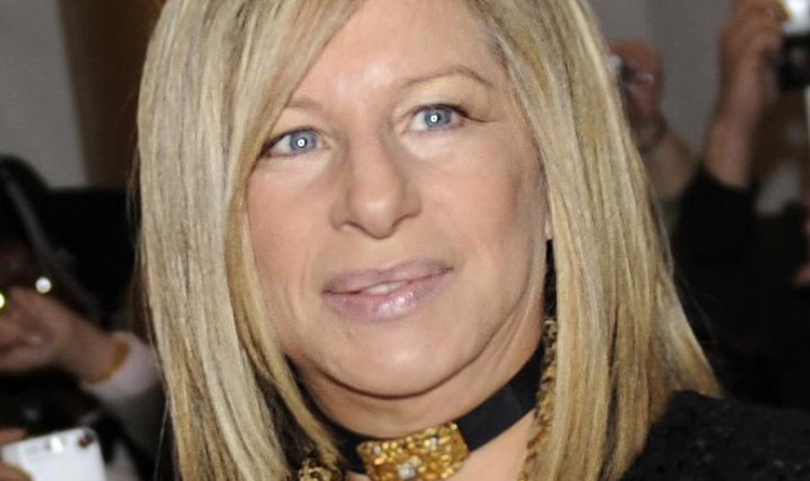 Barbra Streisand arremete contra Trump en la canción “Don’t lie to me”