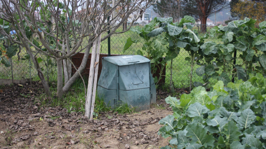 El programa de compostaje doméstico del Concello de Boiro atrae a un total de 60 familias