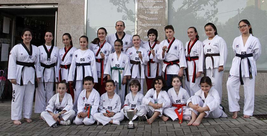 El Olimpic logra ocho medallas en el provincial escolar de taekwondo