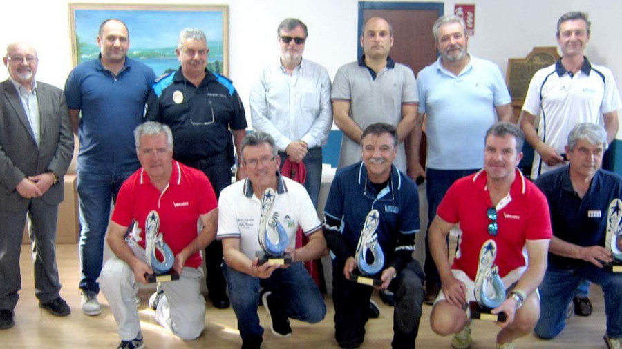 Siradella, Fixius Piko Norte y Ría de Arosa ganan en Rianxo