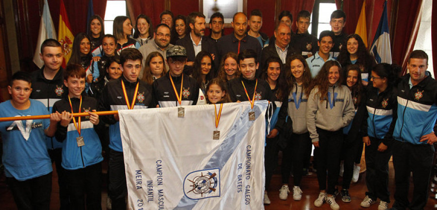 Homenaje del Concello al Club de Remo Vilaxoán