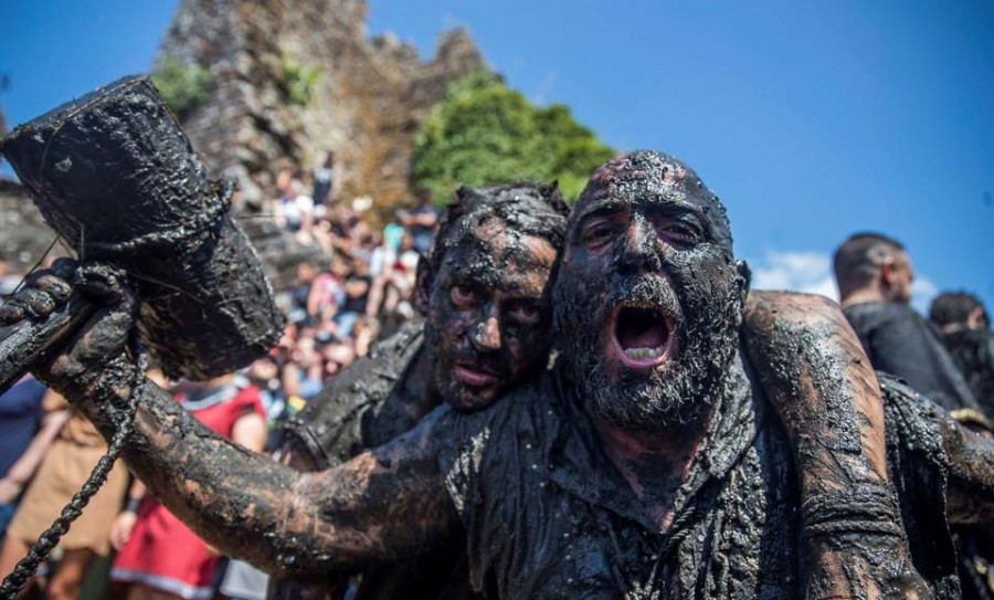 El coronavirus se lleva por delante la sesenta edición de la Romaría Vikinga de Catoira