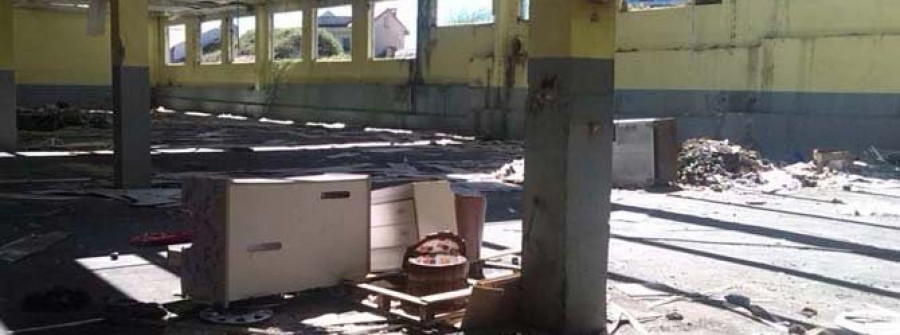 La propietaria de la nave Boiromar está en concurso de acreedores y sin liquidez para cerrar las instalaciones