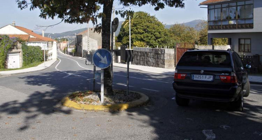 Ravella aplicará la Zona 30 en el acceso de Santa Mariña tras quejas de los usuarios