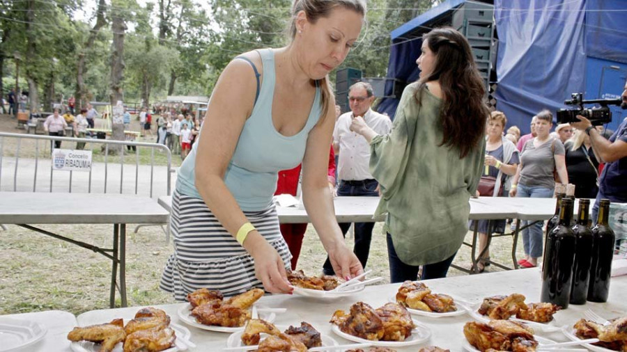 La Festa do Polo Asado tomará medidas contra otras celebraciones que han copiado su nombre en la comarca