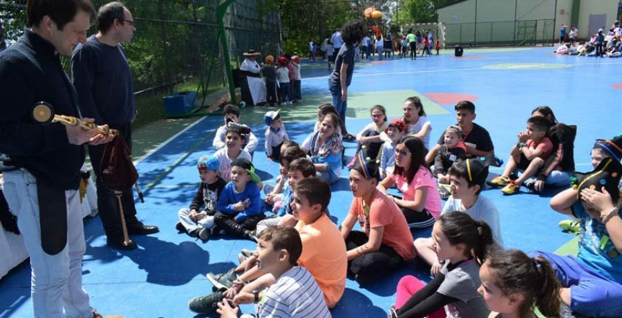 El CEIP Escarabote celebra de forma anticipada el Día das Letras Galegas